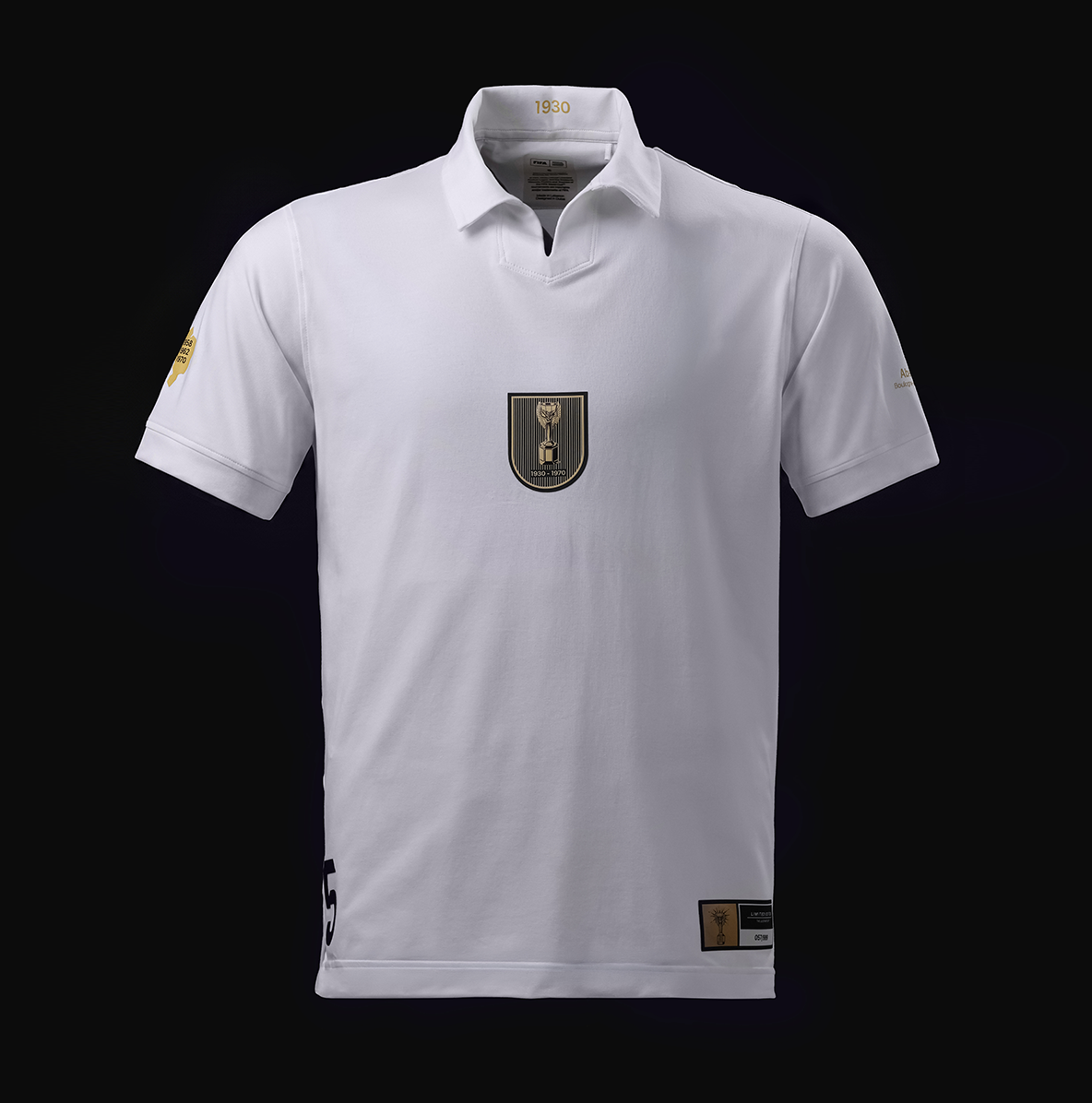 The GOAT SKINS® FIFA™<br>Dual Trophy Pack Edition